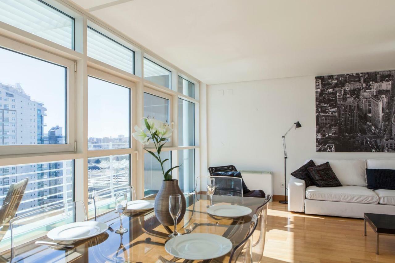 Rent4Rest Lisbon Parque Das Nacoes 17Th Floor River View المظهر الخارجي الصورة