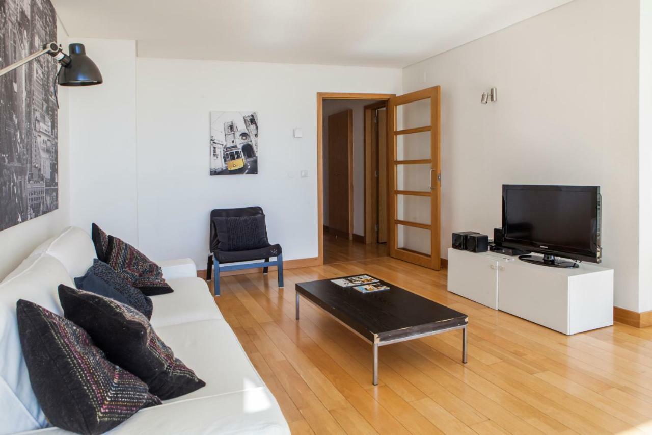 Rent4Rest Lisbon Parque Das Nacoes 17Th Floor River View المظهر الخارجي الصورة