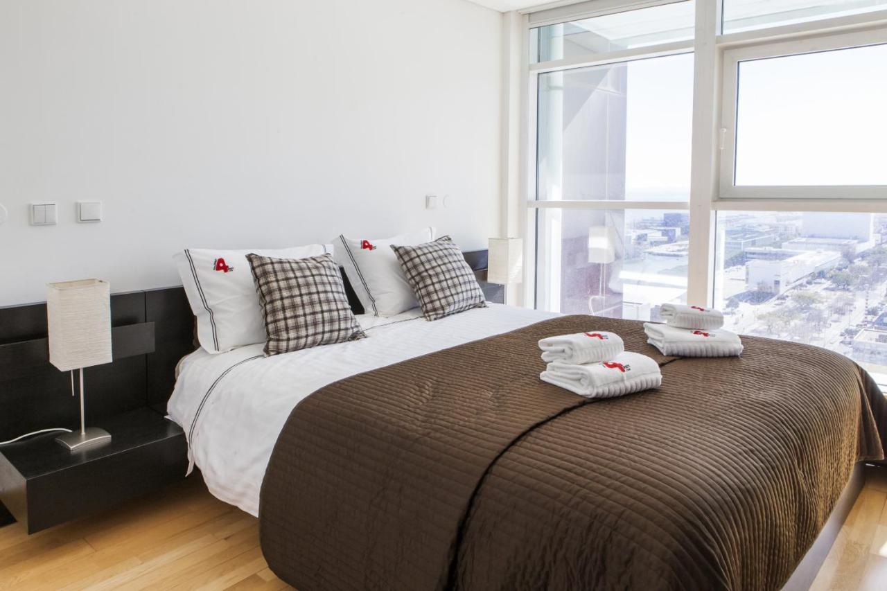 Rent4Rest Lisbon Parque Das Nacoes 17Th Floor River View المظهر الخارجي الصورة